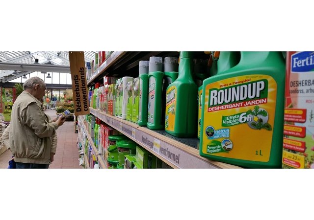 Vente de pesticides en libre-service : près de la moitié des enseignes seraient en infraction
