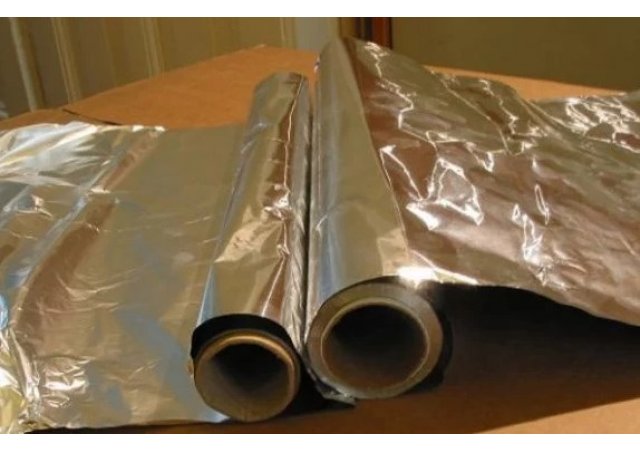 Le papier aluminium peut être toxique. Découvrez ses effets néfastes sur la santé