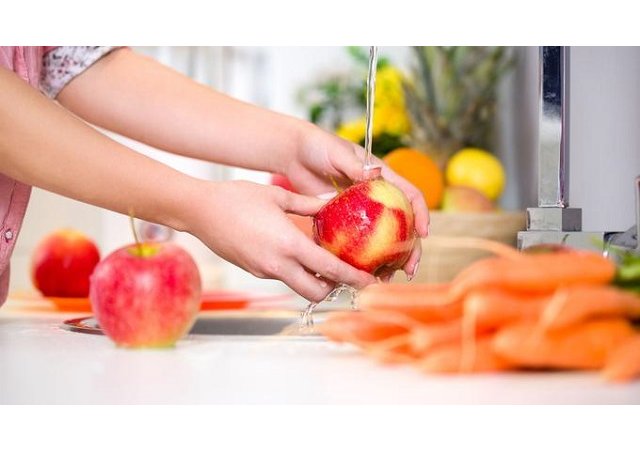 Le bicarbonate de soude efficace pour débarrasser les fruits et légumes des pesticides