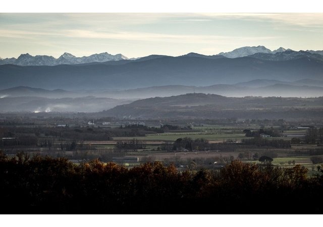 Il pleut et neige du plastique