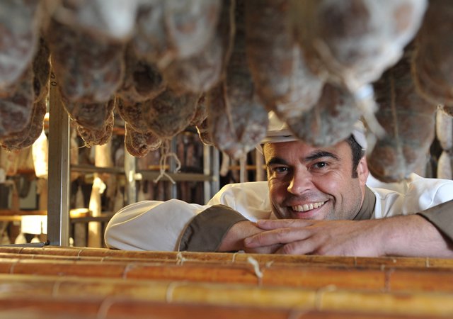 Charcuterie sèche traditionnelle